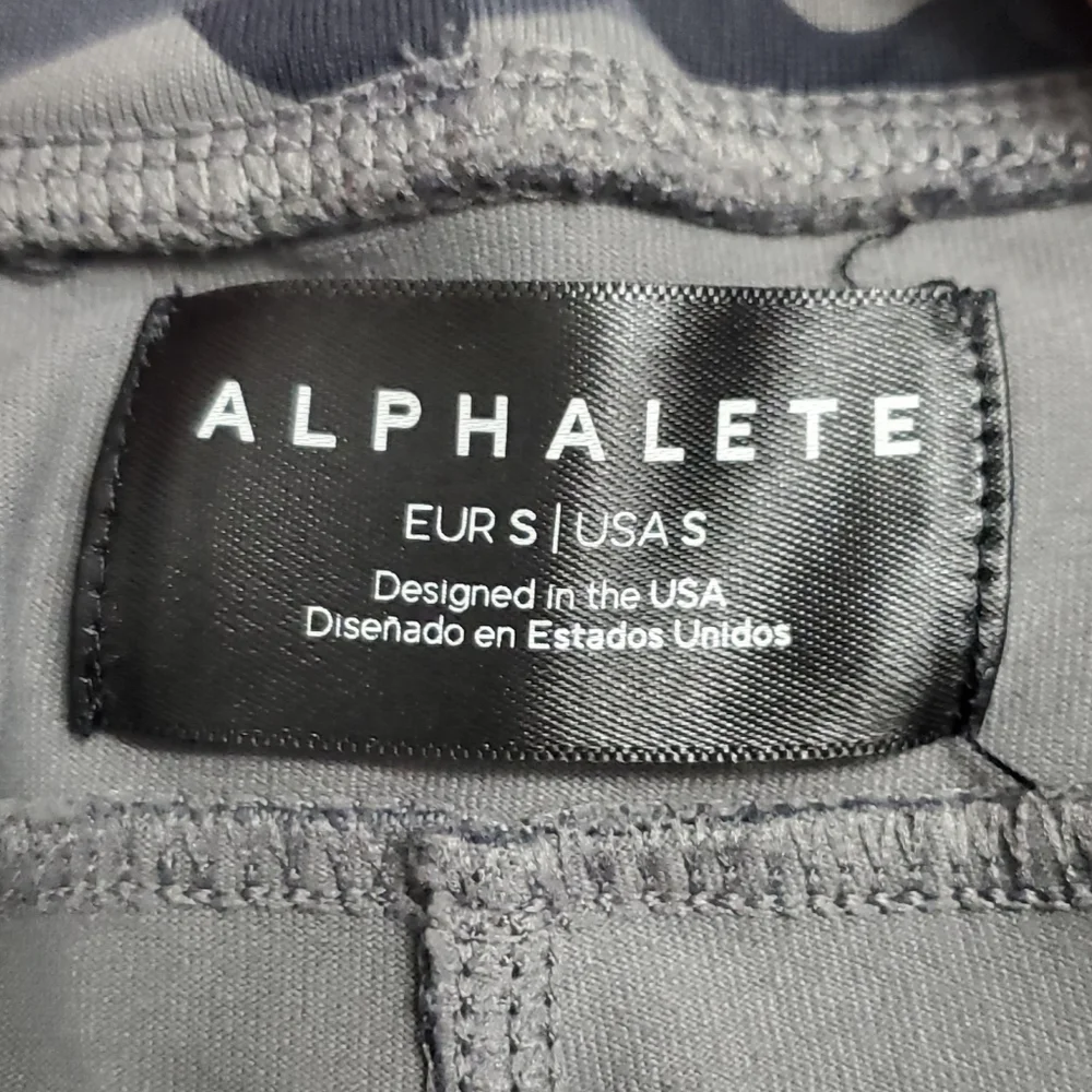Alphalete Premium Joggers Men's Size Small